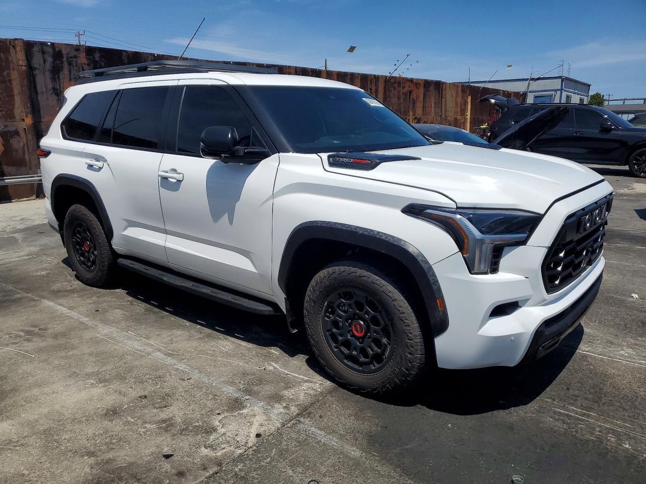 2024 Toyota Sequoia Trd Pro - Image 4