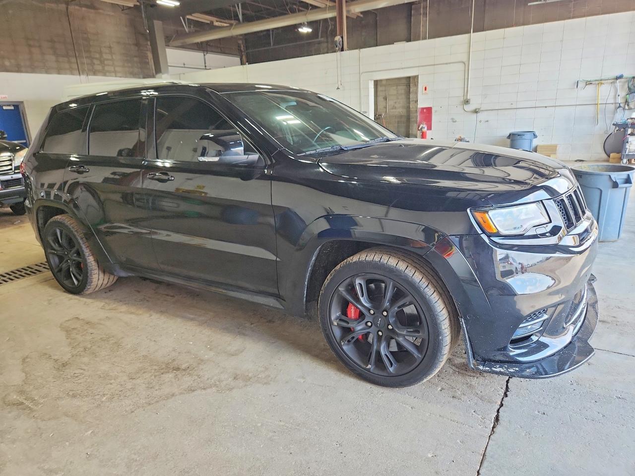 2017 Jeep Grand Cherokee Srt-8 - Фото 4
