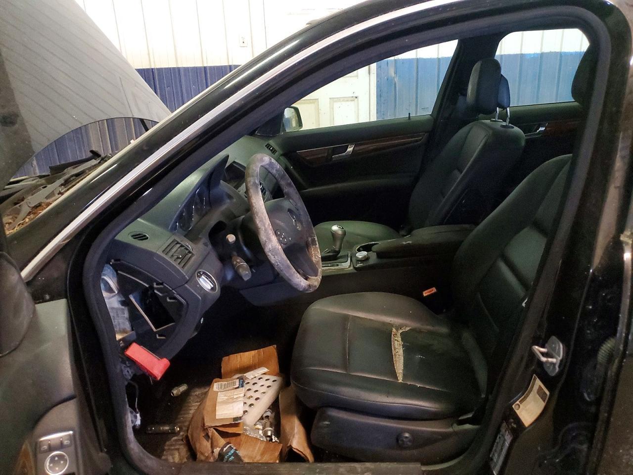 2011 Mercedes-Benz C 300 4Matic - Фото 7