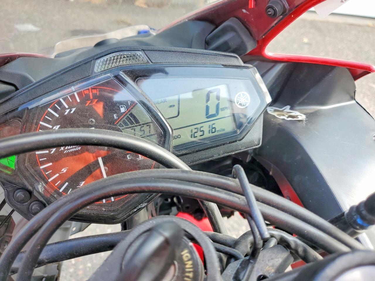 2015 Yamaha Yzf-R3 - Фото 7