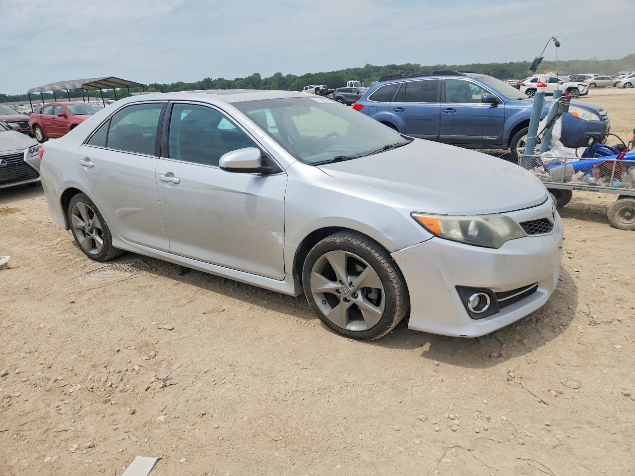 2014 Toyota Camry Se Sport - Фото 4