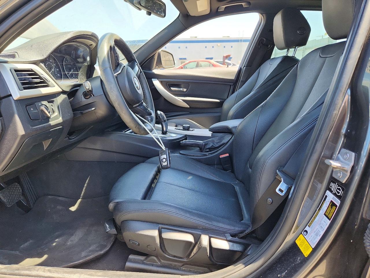 2014 BMW 320 I - Image 7