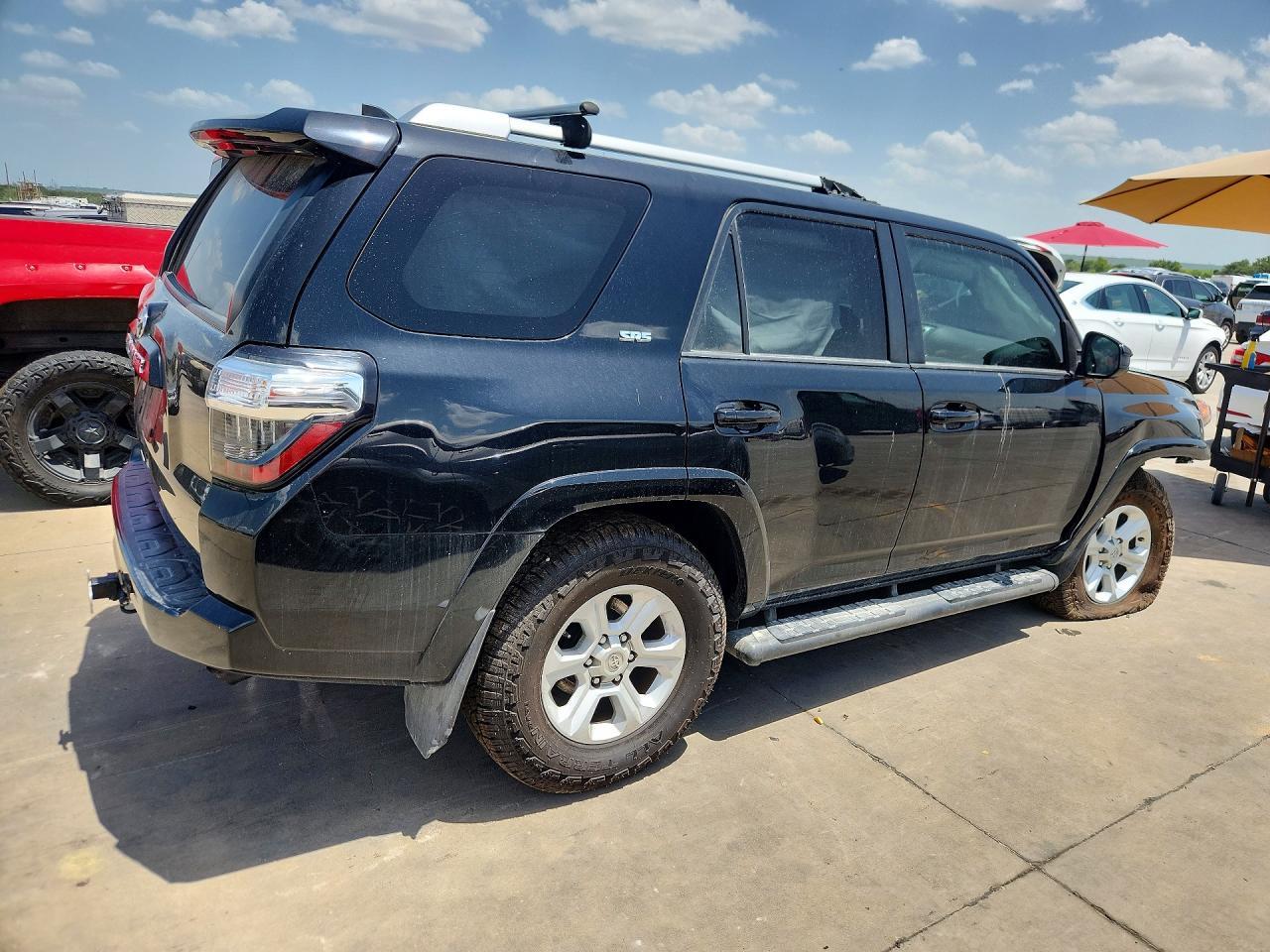 2017 Toyota 4Runner Sr5 - Фото 3