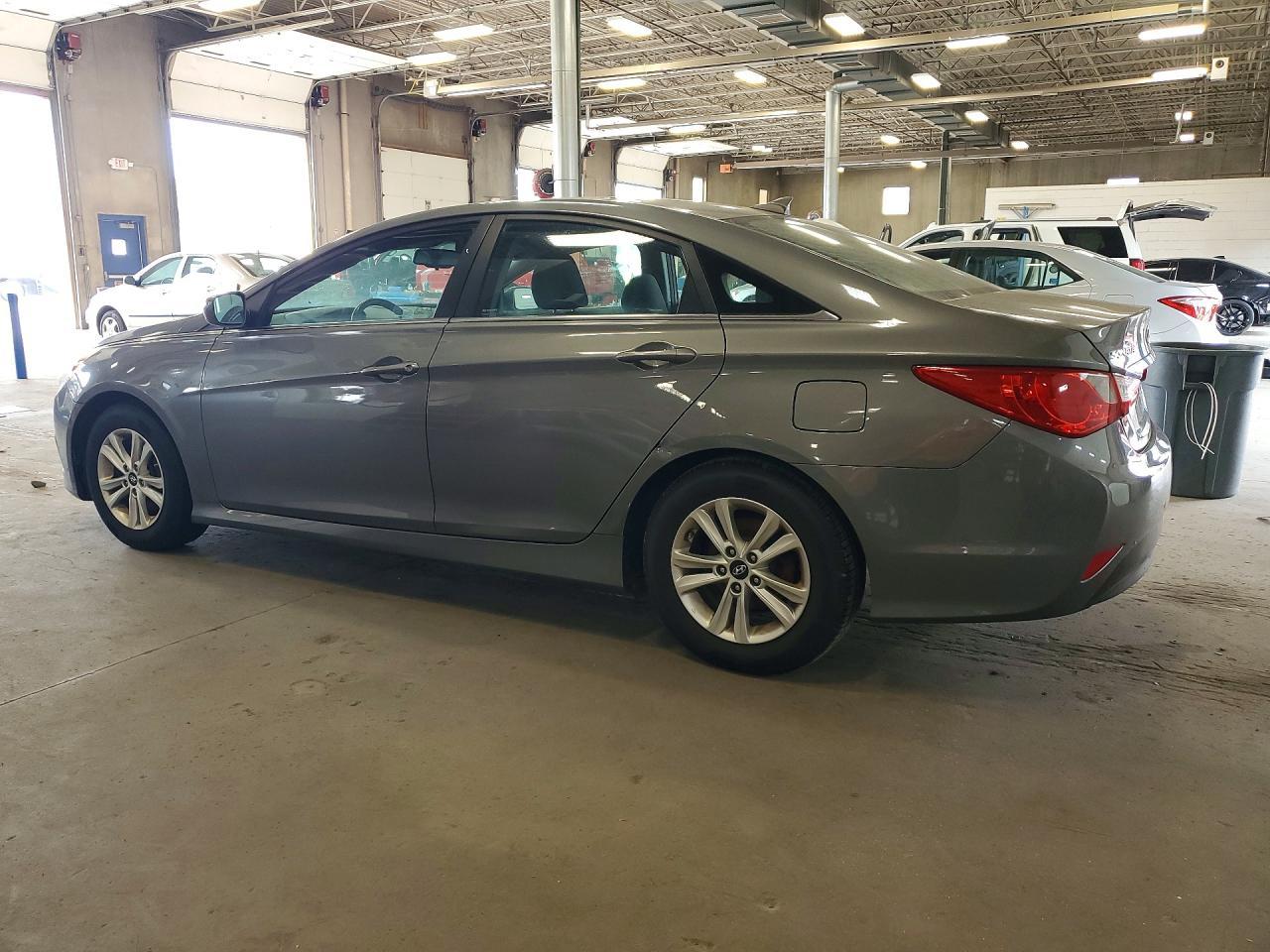 2014 Hyundai Sonata Gls - Фото 2