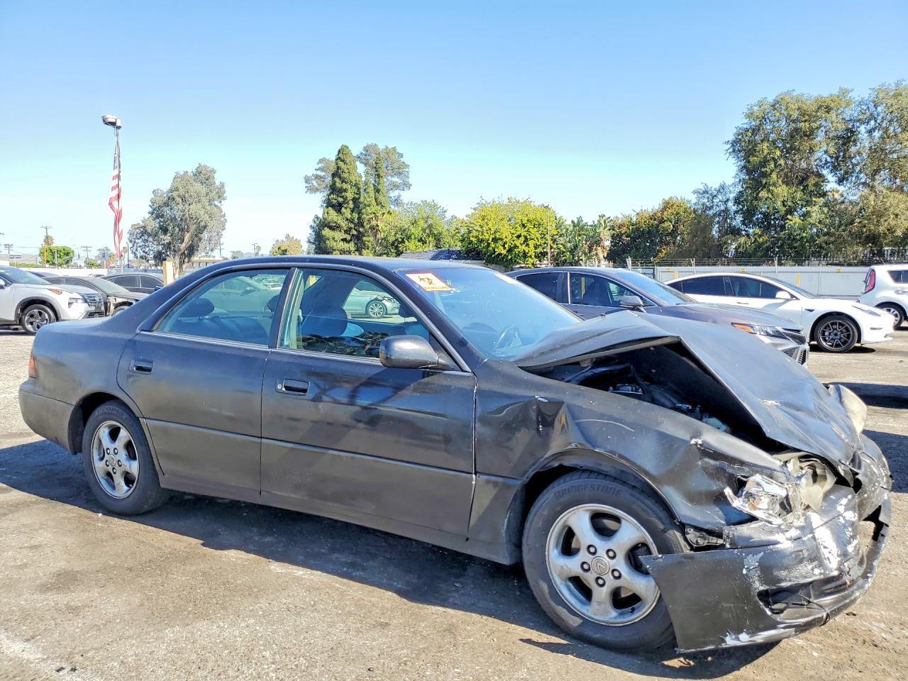 1998 Lexus Es 300 - Image 4