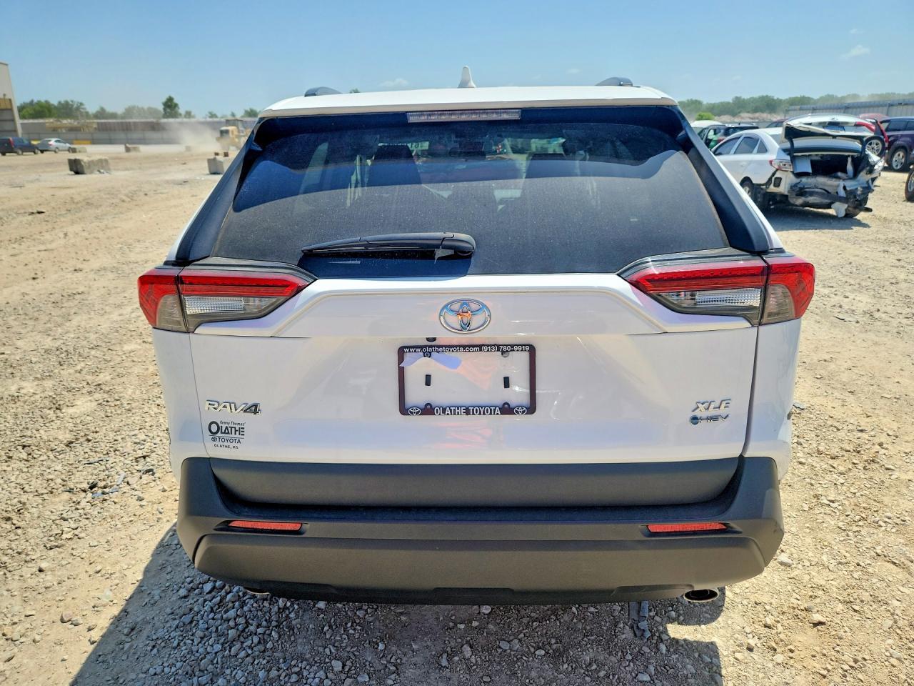 2025 Toyota Rav4 Hybrid Xle - Image 6
