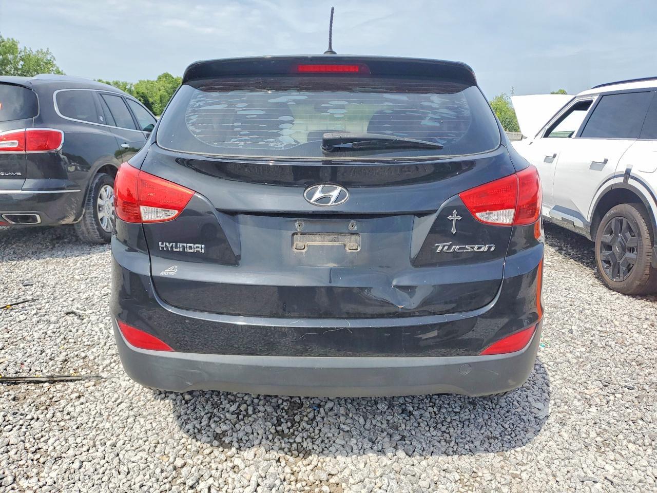 2011 Hyundai Tucson Gl - Image 6