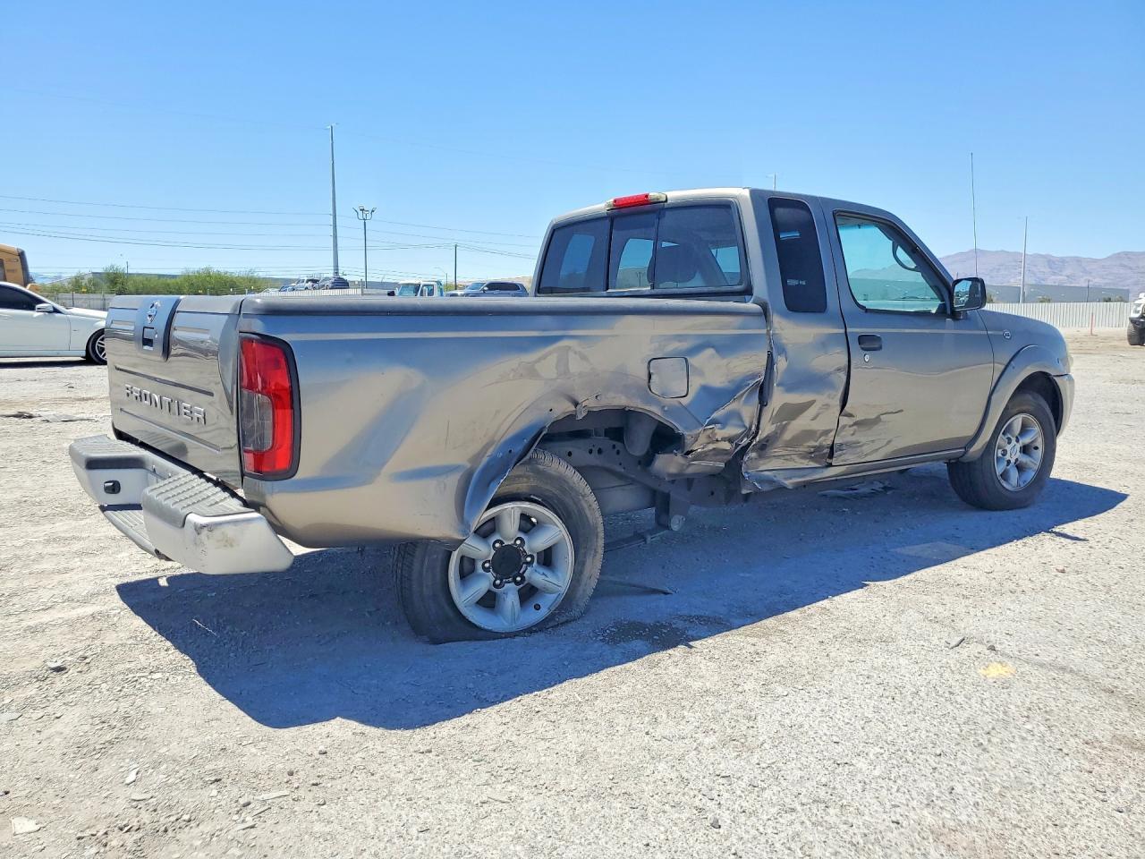 2003 Nissan Frontier - Фото 3