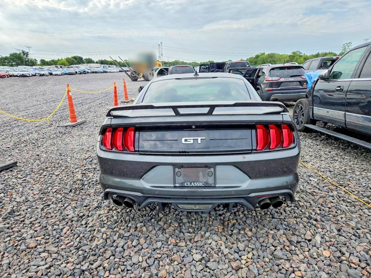 2020 Ford Mustang Gt - Фото 6