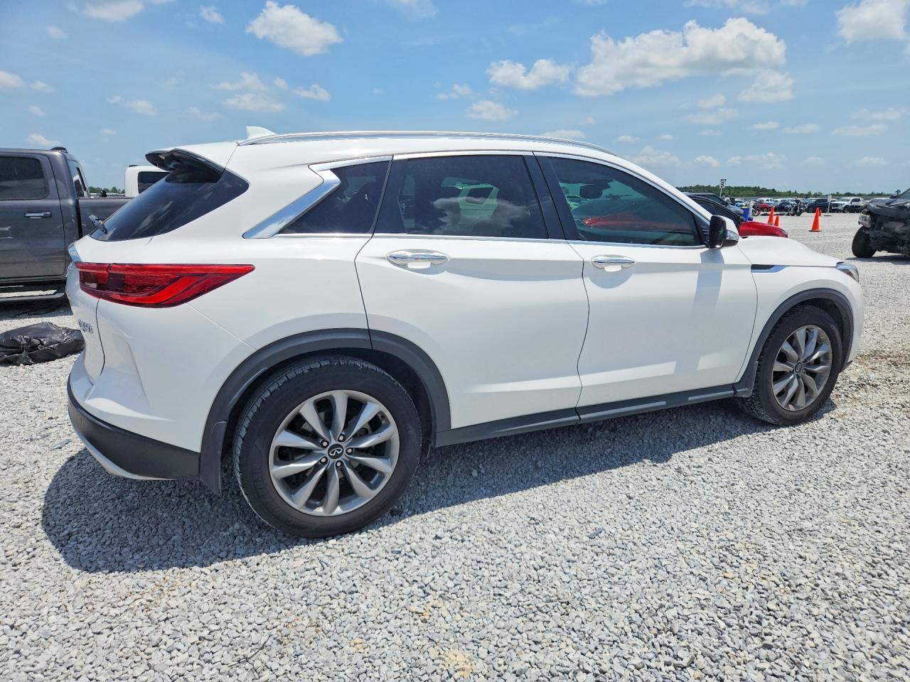 2021 Infiniti Qx50 Luxe - Image 3