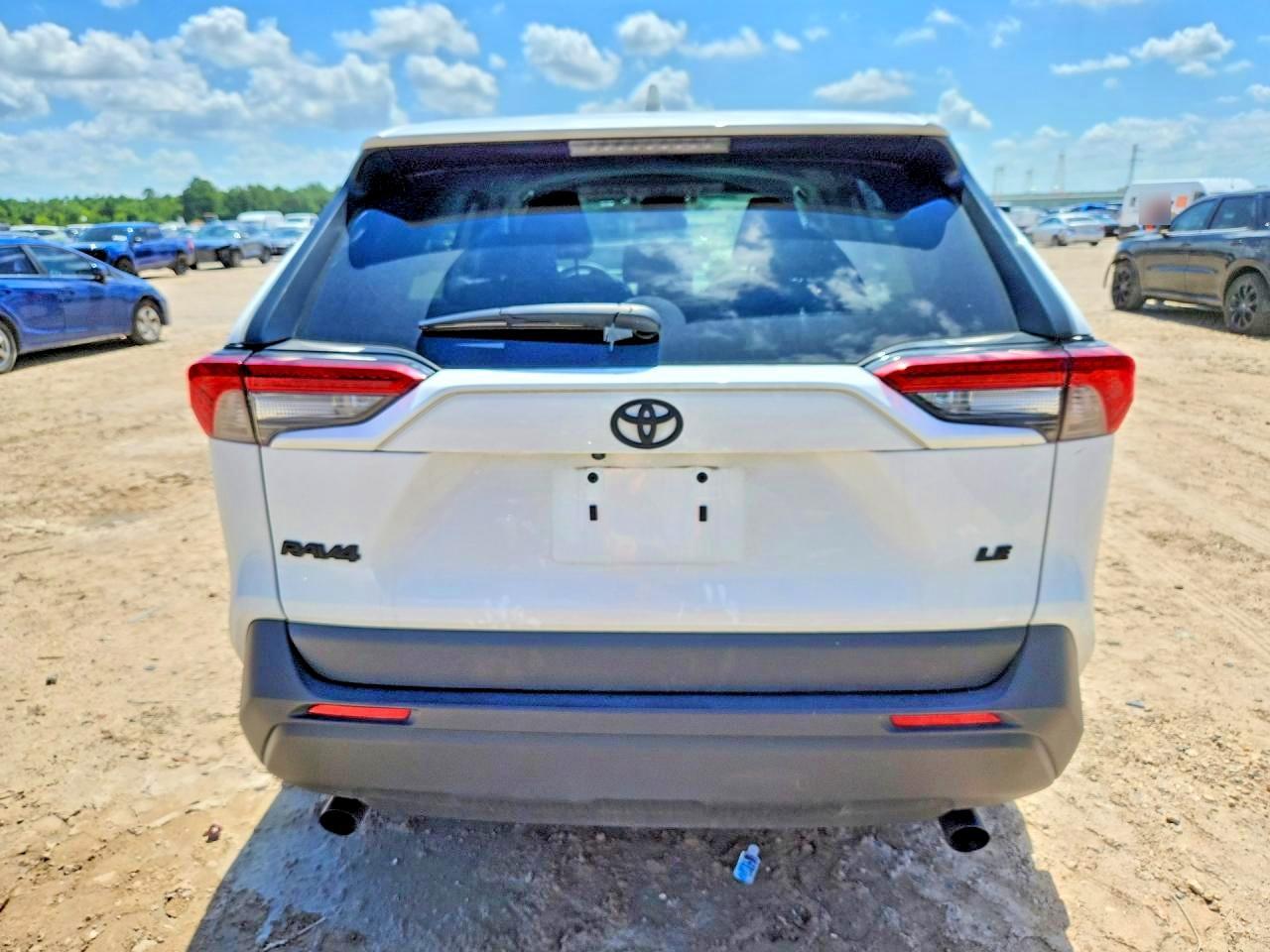2024 Toyota Rav4 Le - Фото 6