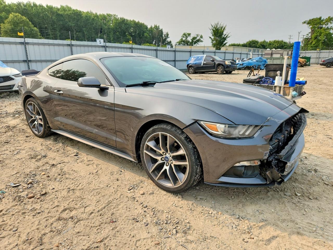 2015 Ford Mustang - Image 4
