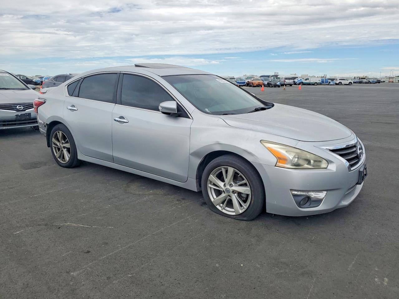 2013 Nissan Altima 2.5 - Фото 4