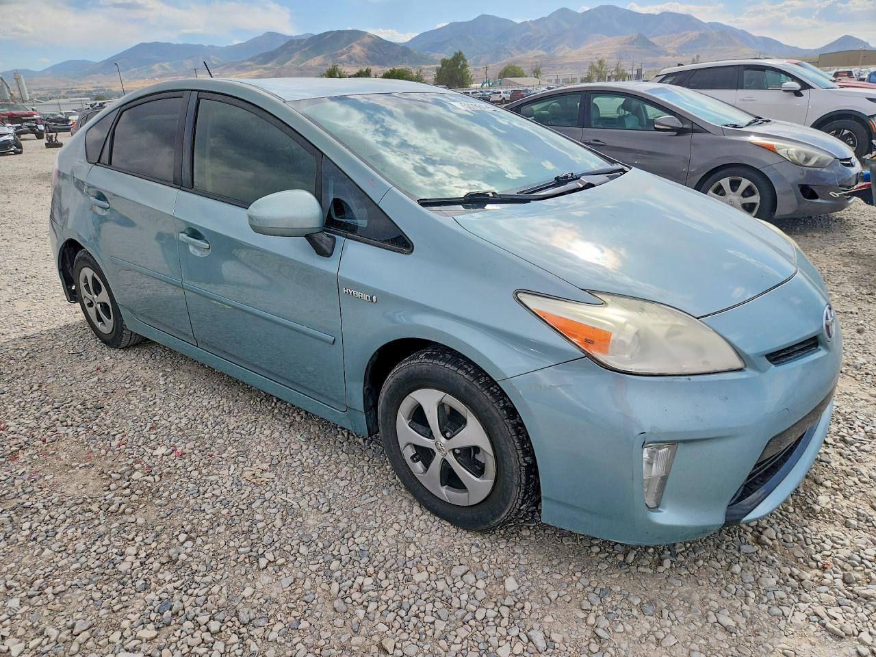 2013 Toyota Prius Three - Фото 4