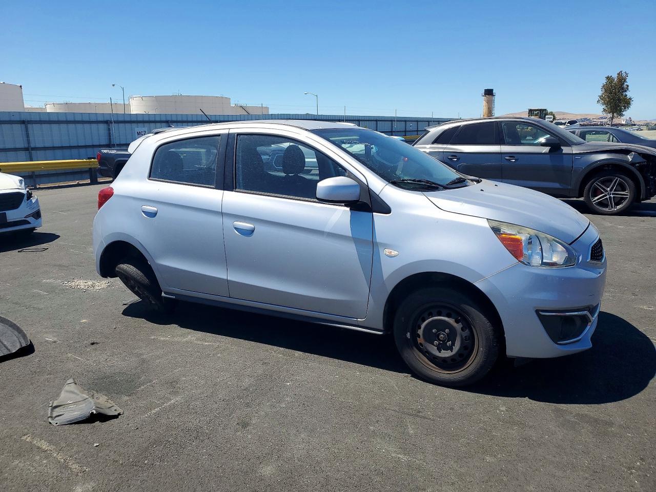 2018 Mitsubishi Mirage Es - Image 4