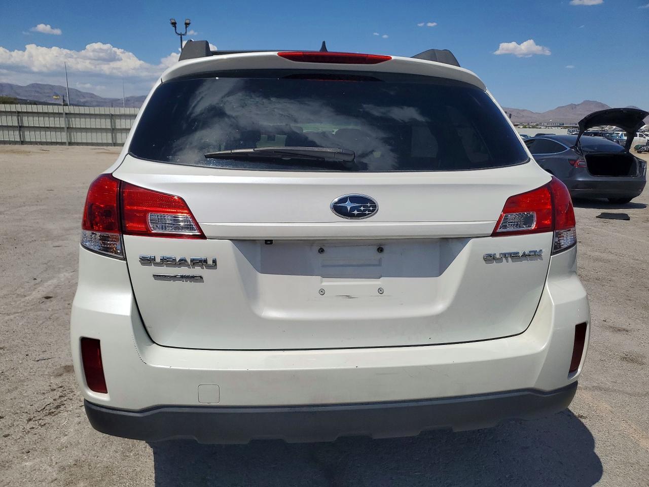 2011 Subaru Outback 2.5I Limited - Фото 6
