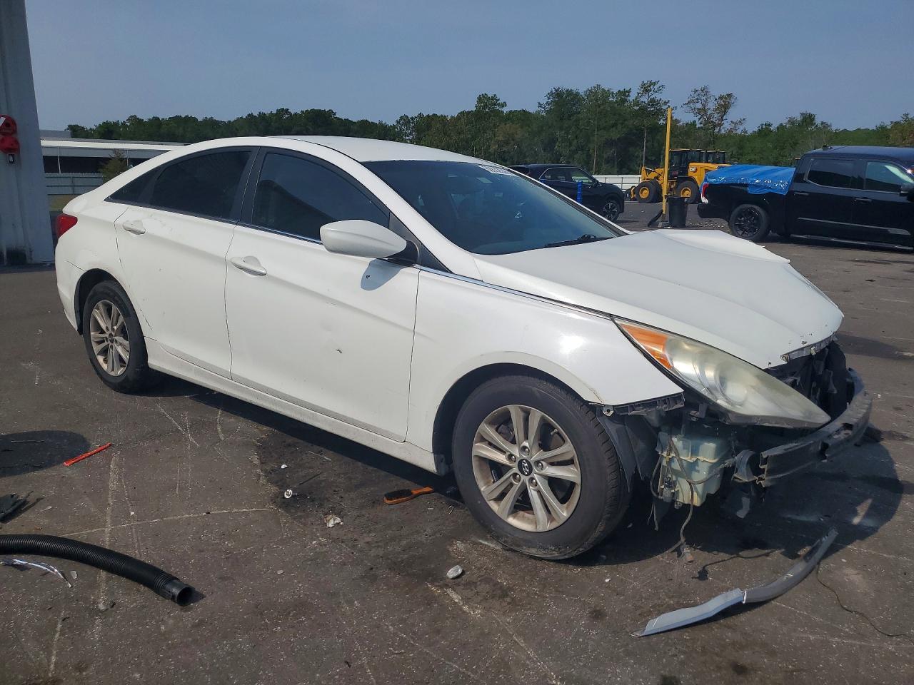 2013 Hyundai Sonata Gls - Image 4