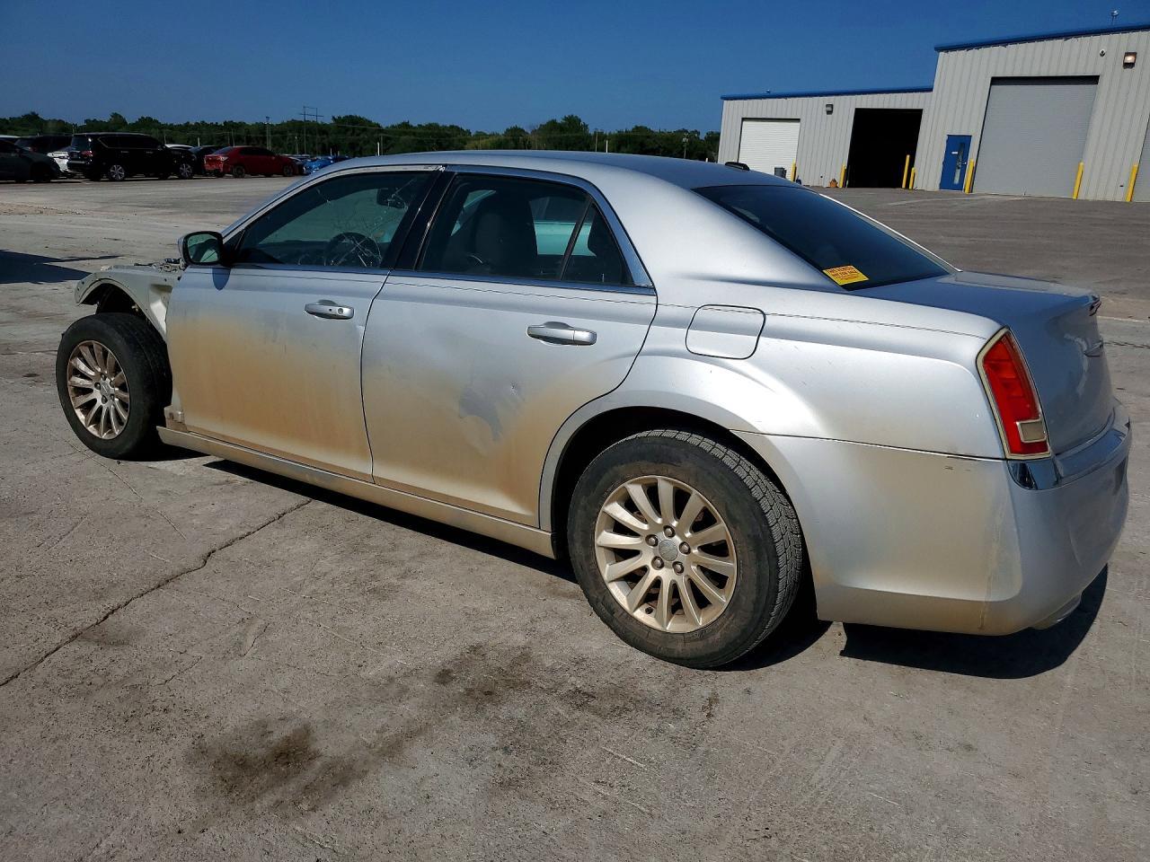 2012 Chrysler 300 - Image 2