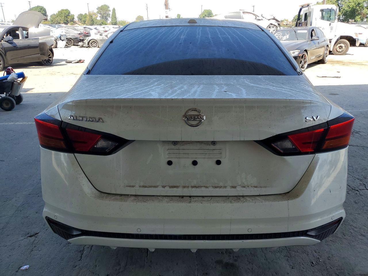 2021 Nissan Altima Sv - Фото 6