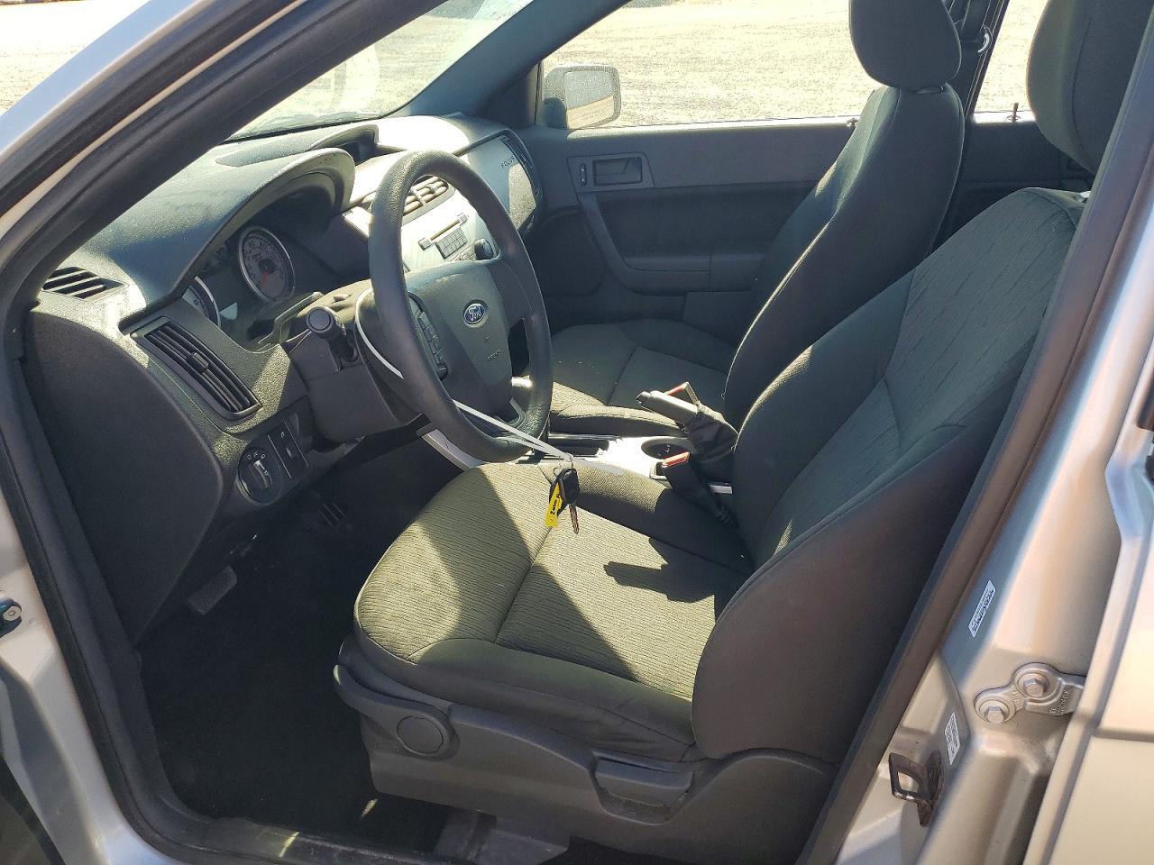 2010 Ford Focus Se - Фото 7