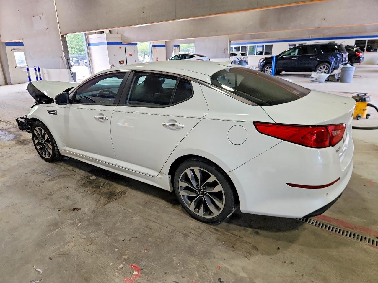 2015 Kia Optima Sx - Image 2