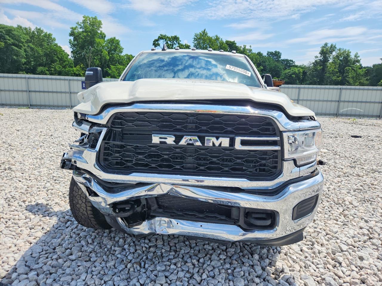 2023 Ram 3500 Tradesman - Фото 5