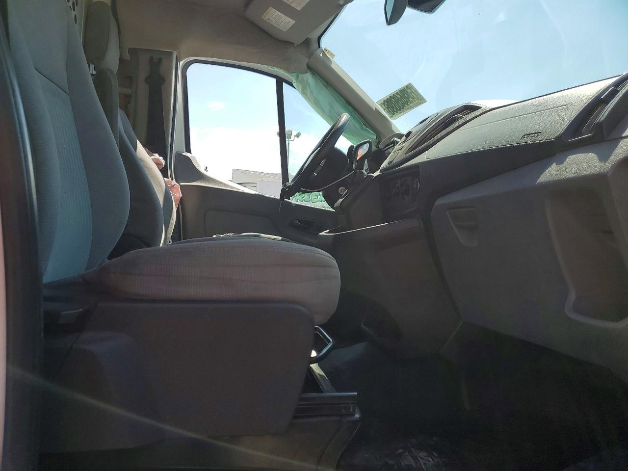 2016 Ford Transit T-250 - Фото 7