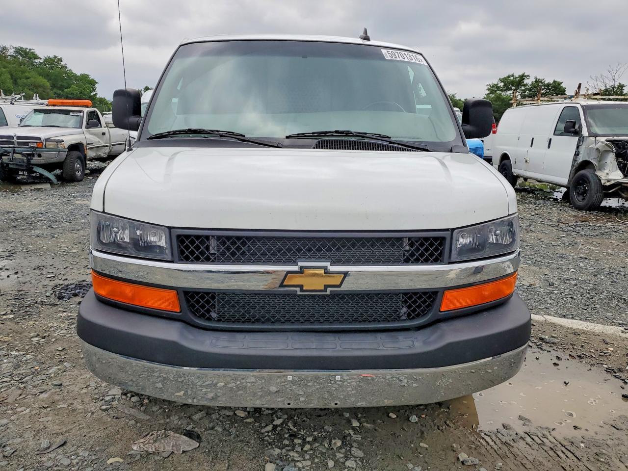 2023 Chevrolet Express G2500 - Фото 5