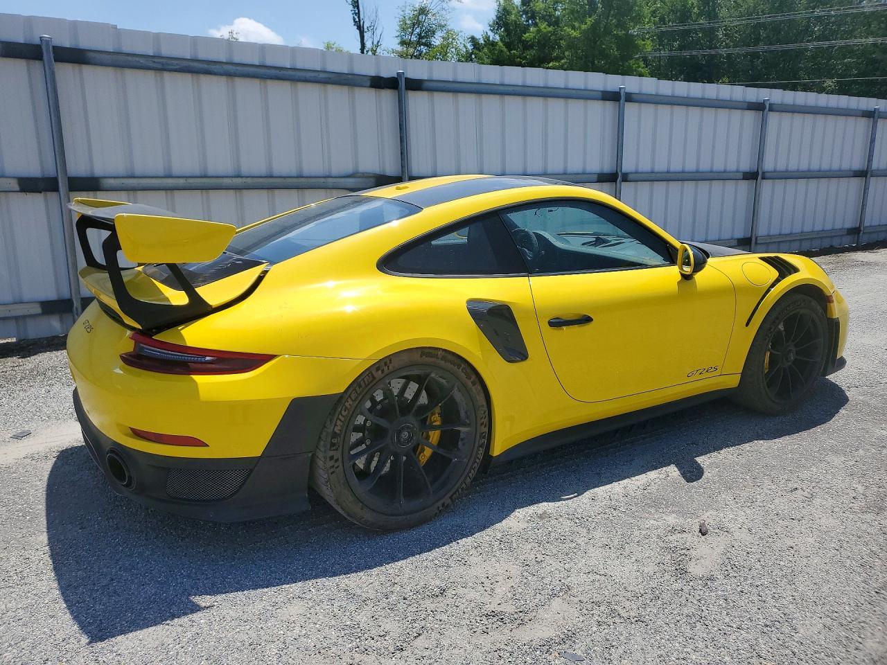 2018 Porsche 911 Gt2 Rs - Image 3