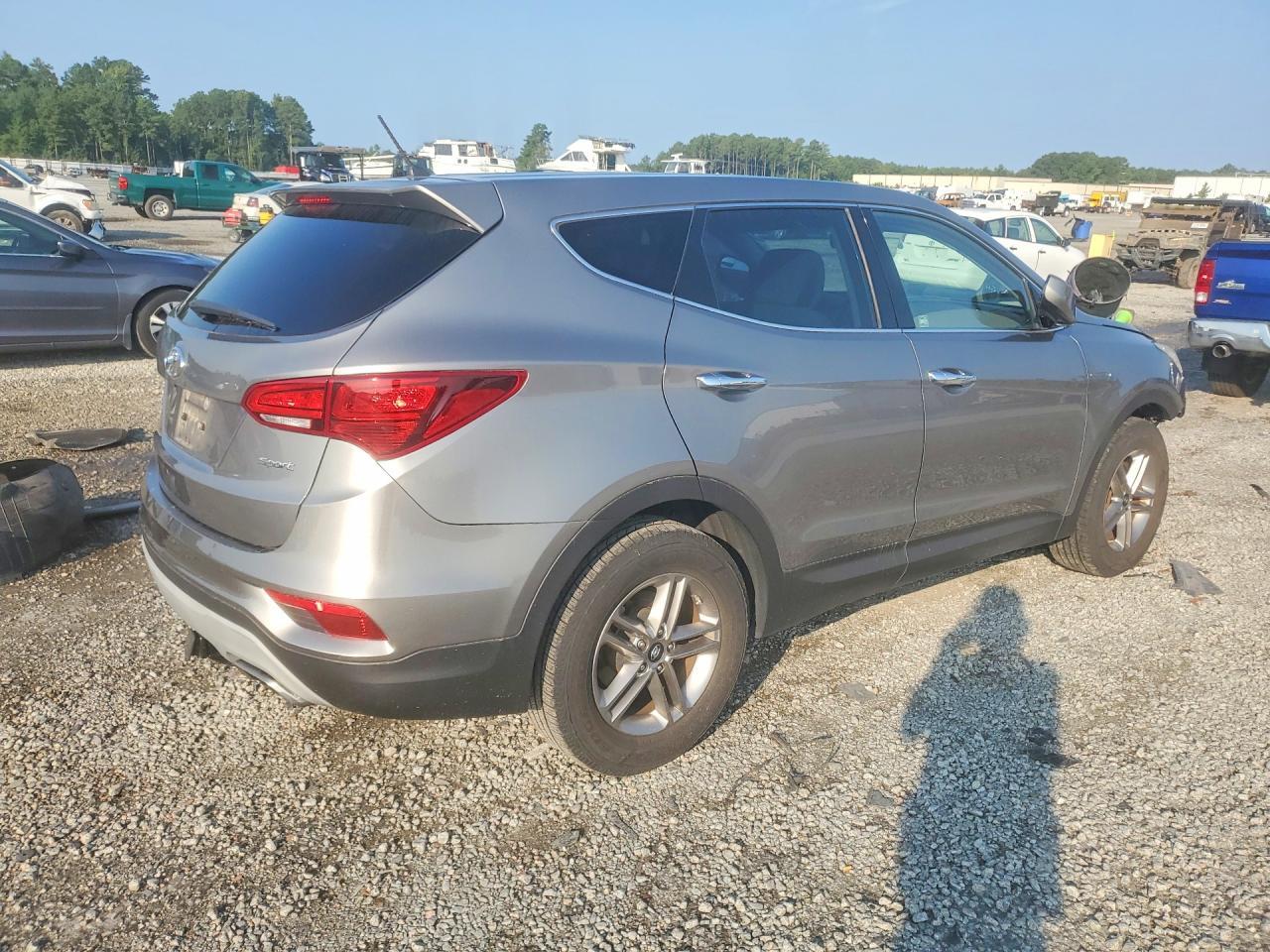 2018 Hyundai Santa Fe Sport 2.4L - Image 3