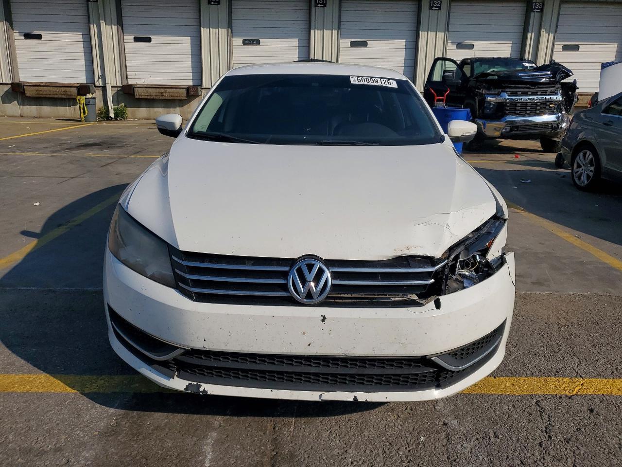 2015 Volkswagen Passat Se - Фото 5
