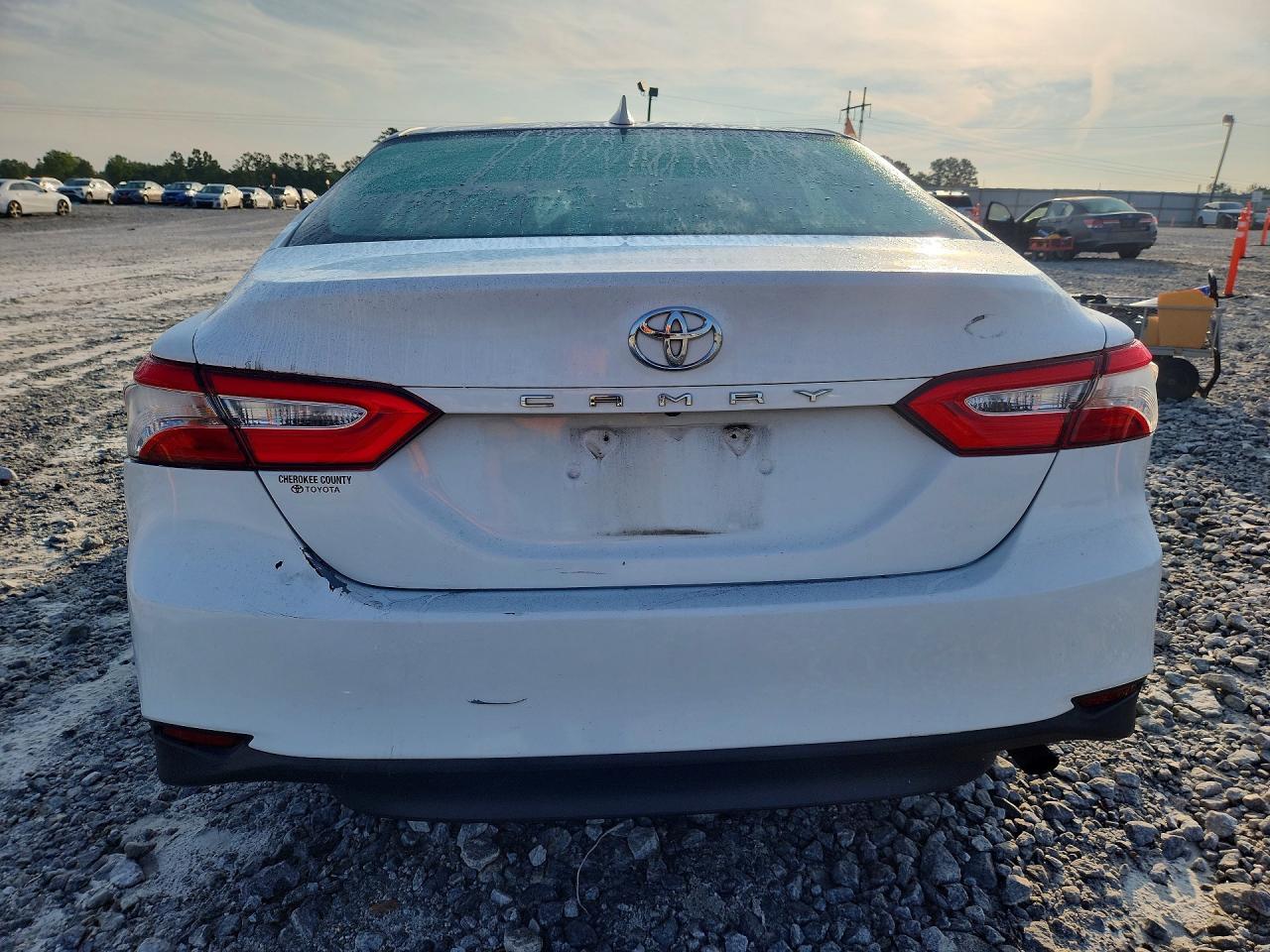 2019 Toyota Camry Le - Image 6