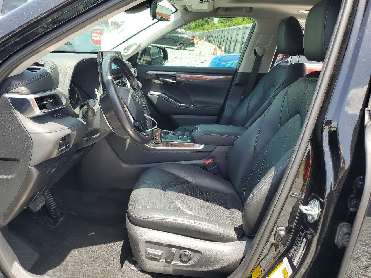 2020 Toyota Highlander Platinum - Фото 7