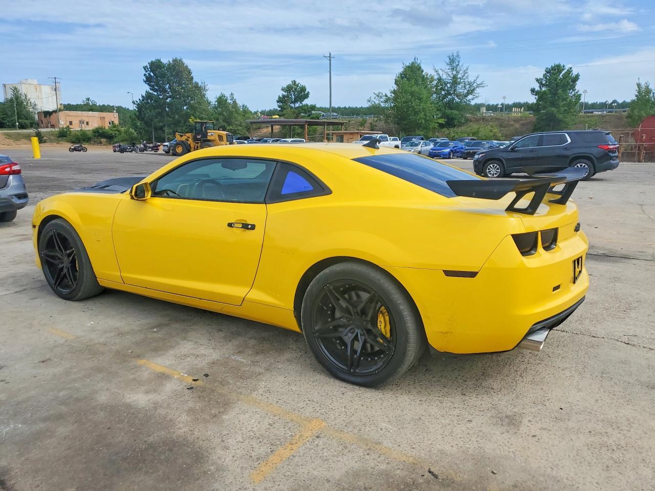 2010 Chevrolet Camaro Ss - Image 2