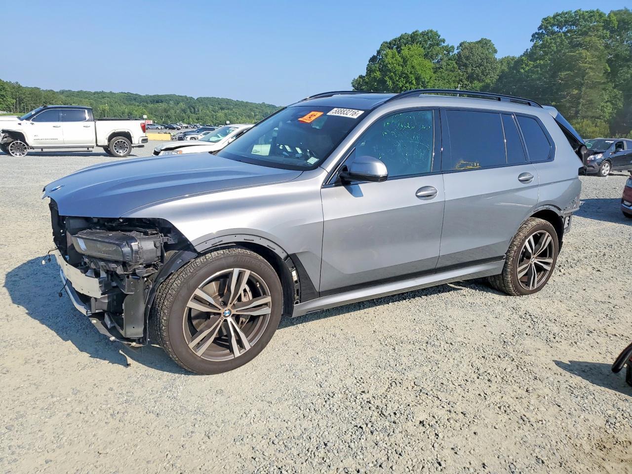 2025 BMW X7 xDrive40I
