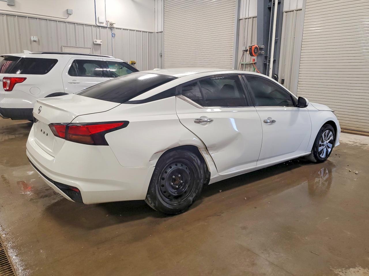 2019 Nissan Altima S - Image 3