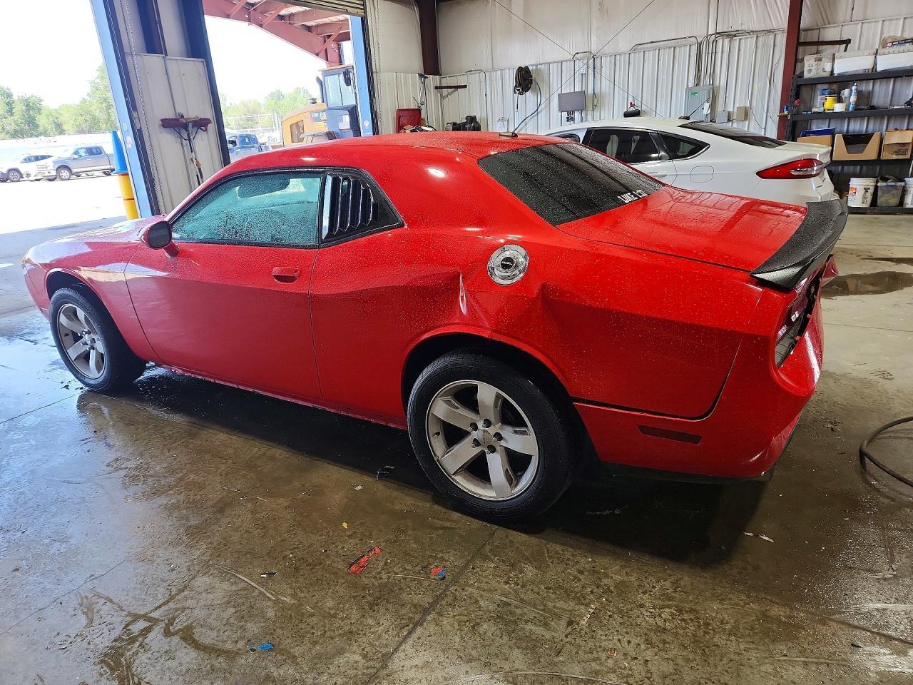 2014 Dodge Challenger Sxt - Фото 2