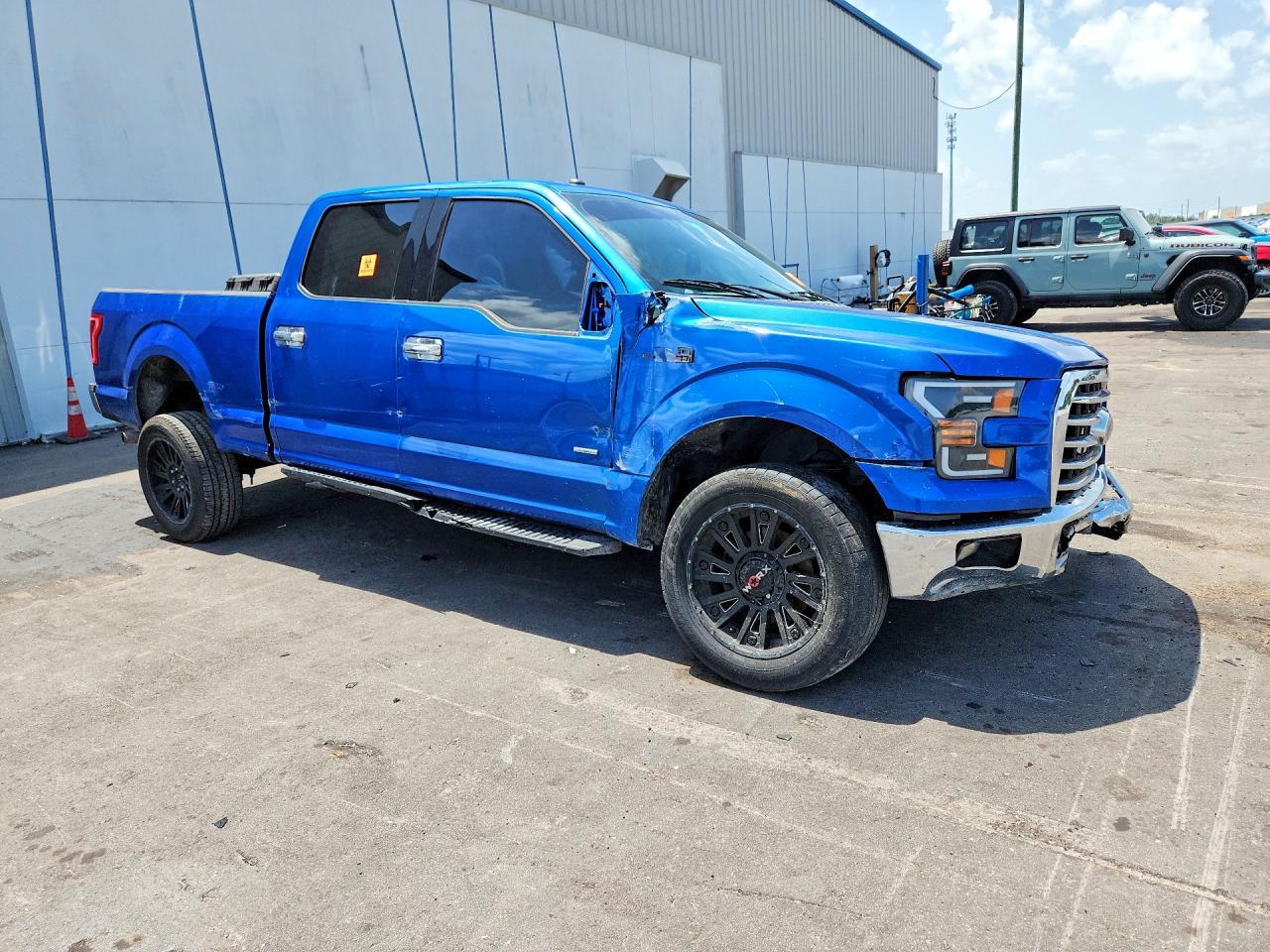 2016 Ford F150 Supercrew - Фото 4