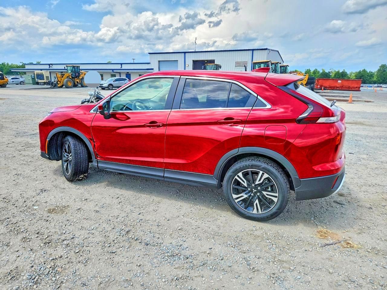 2024 Mitsubishi Eclipse Cross Se - Фото 2