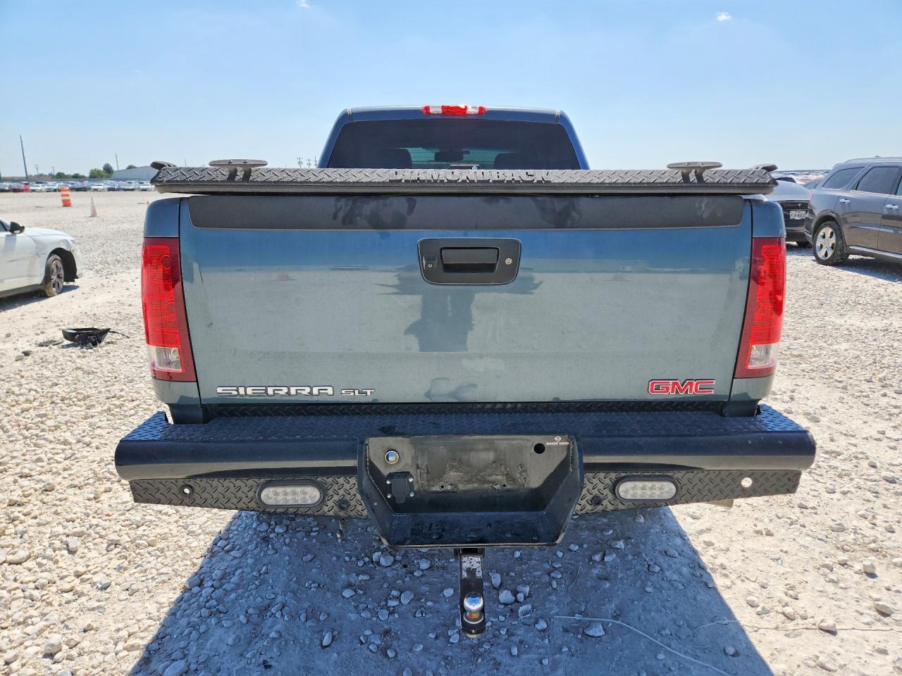 2011 GMC Sierra K2500 Slt - Image 6