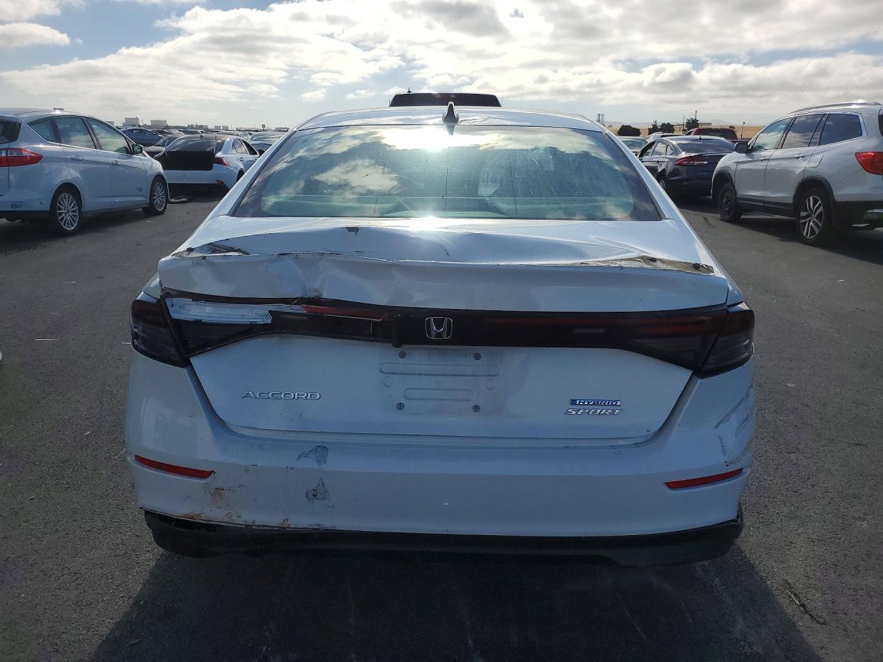 2024 Honda Accord Hybrid Sport - Image 6