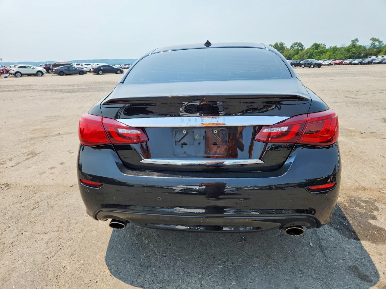 2017 Infiniti Q70 3.7 - Image 6