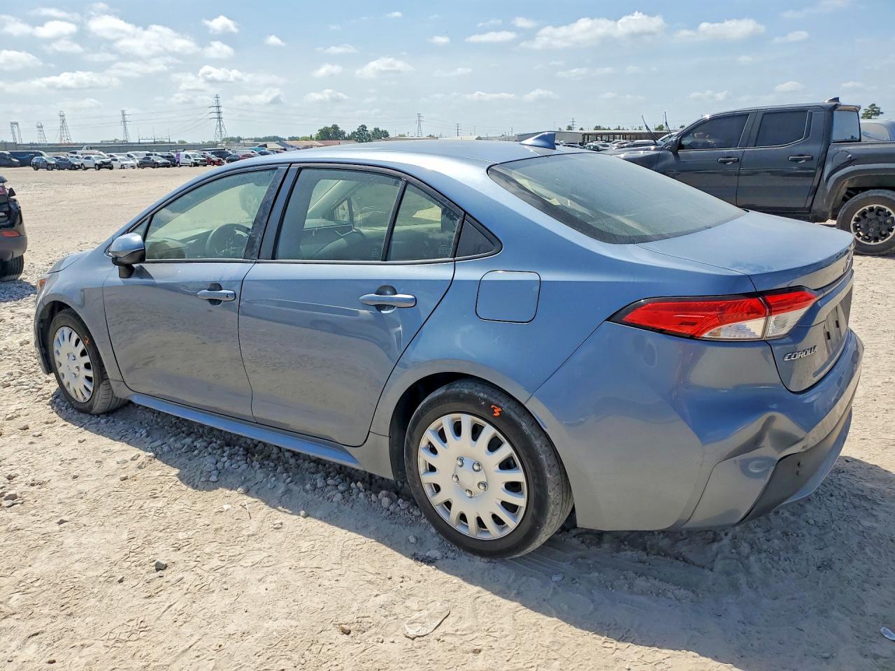 2022 Toyota Corolla Le - Фото 2