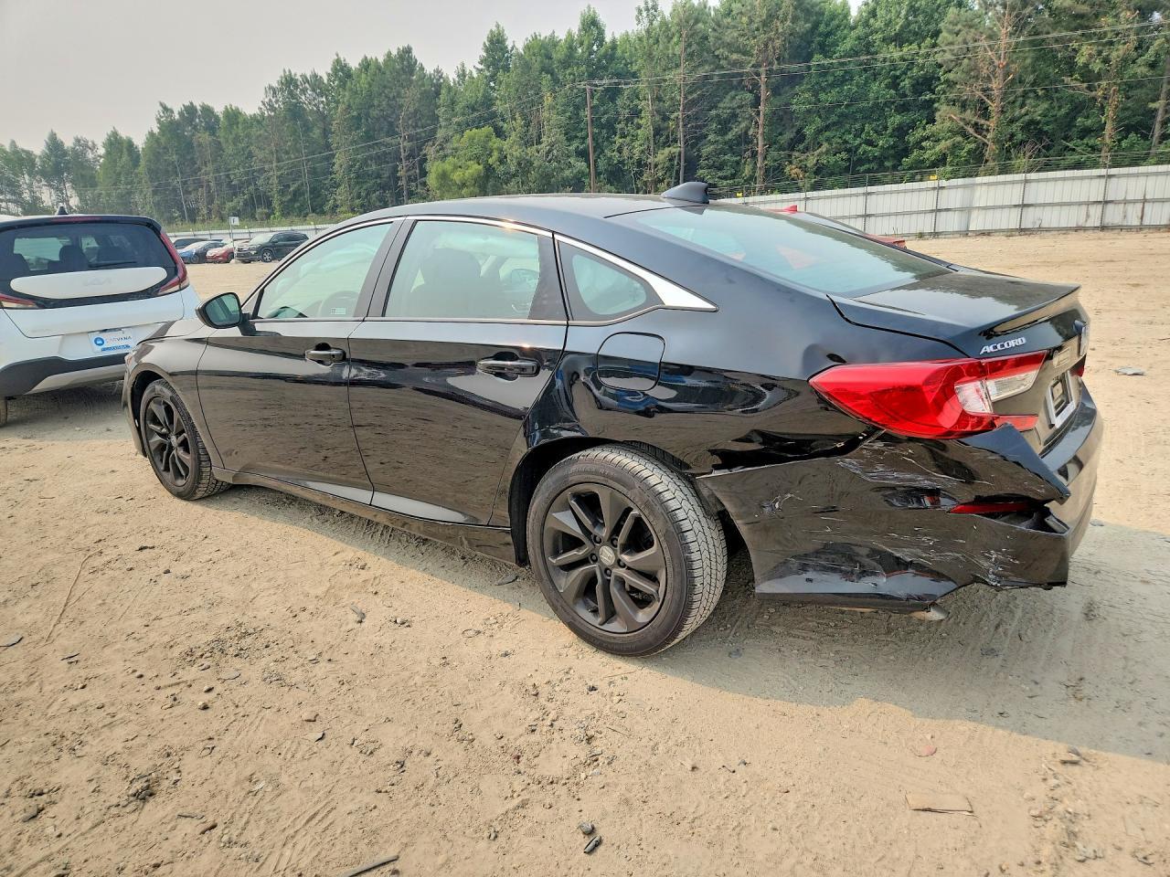 2018 Honda Accord Lx - Фото 2