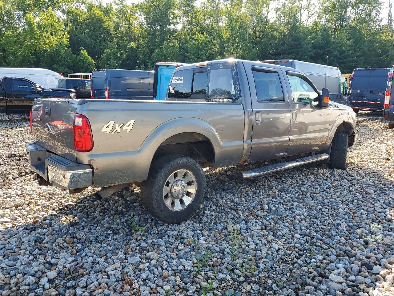 2011 Ford F350 Super Duty - Фото 3