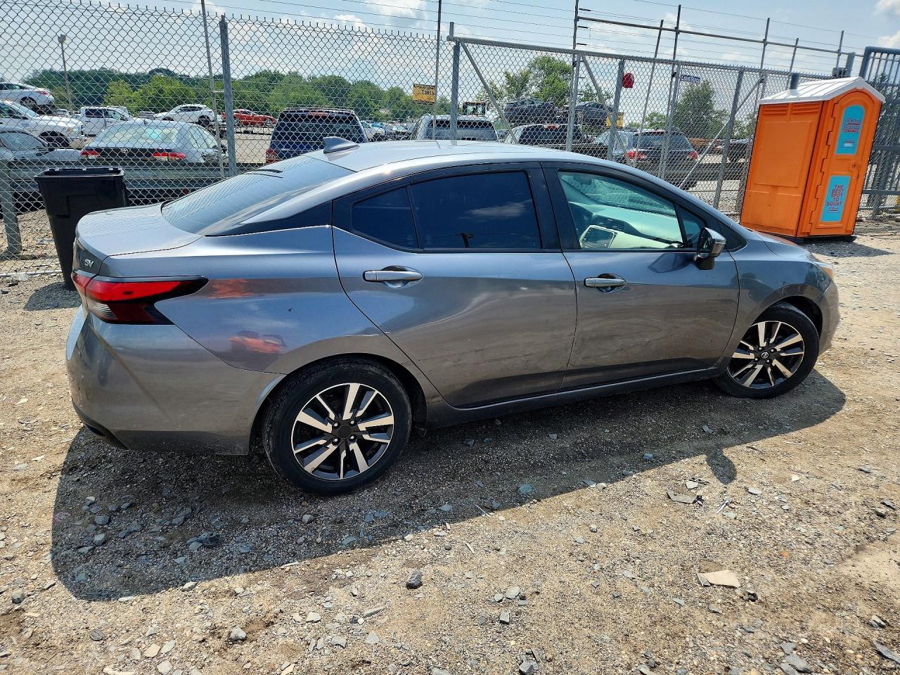 2021 Nissan Versa Sv - Фото 3