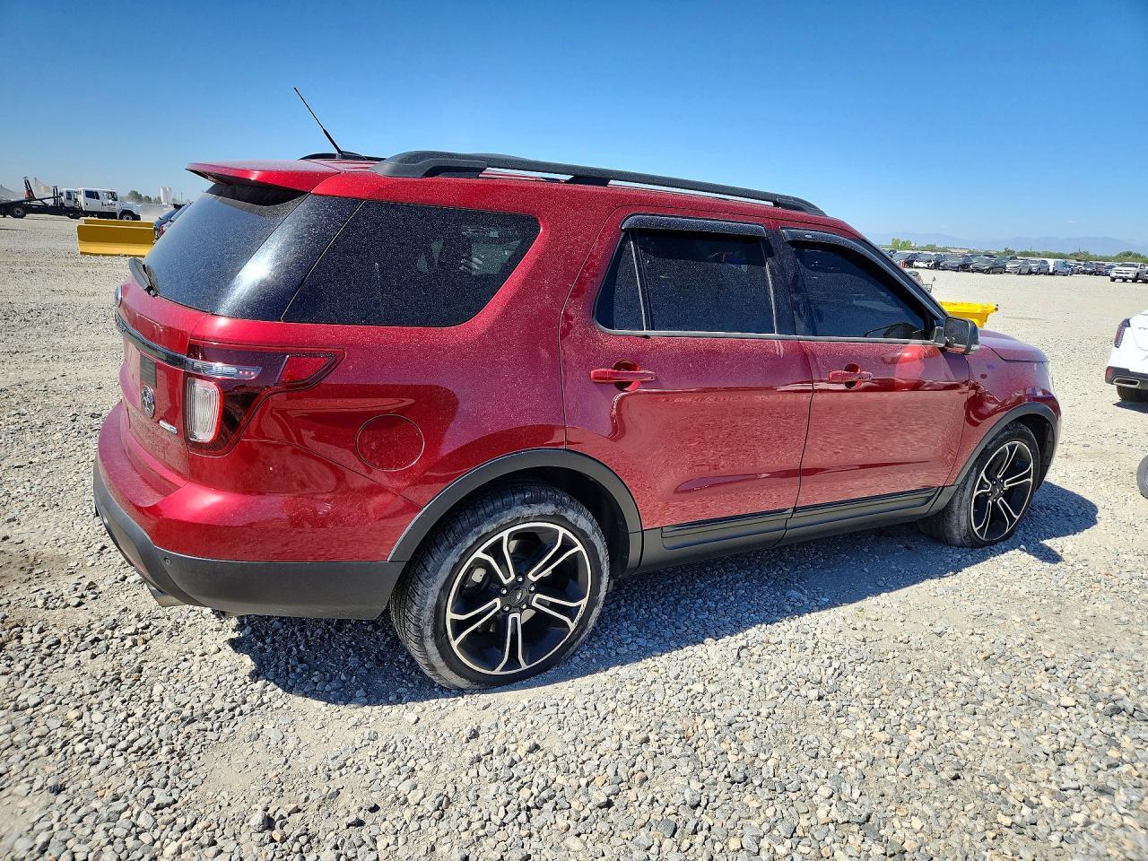 2015 Ford Explorer Sport - Image 3