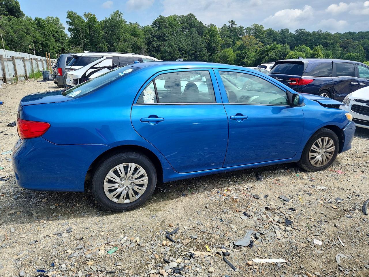 2010 Toyota Corolla Le - Фото 3