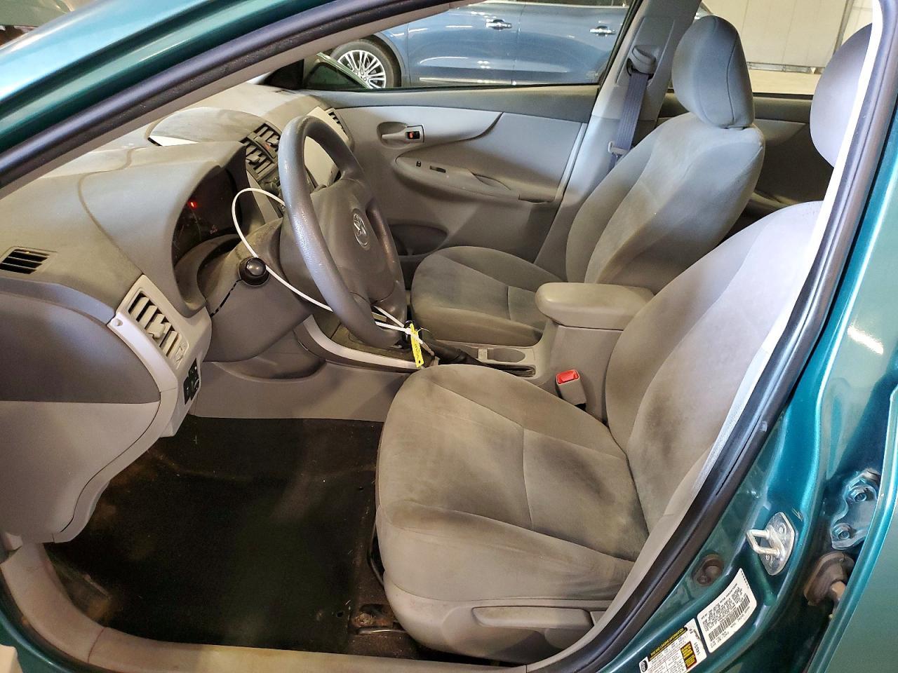 2009 Toyota Corolla Le - Image 7