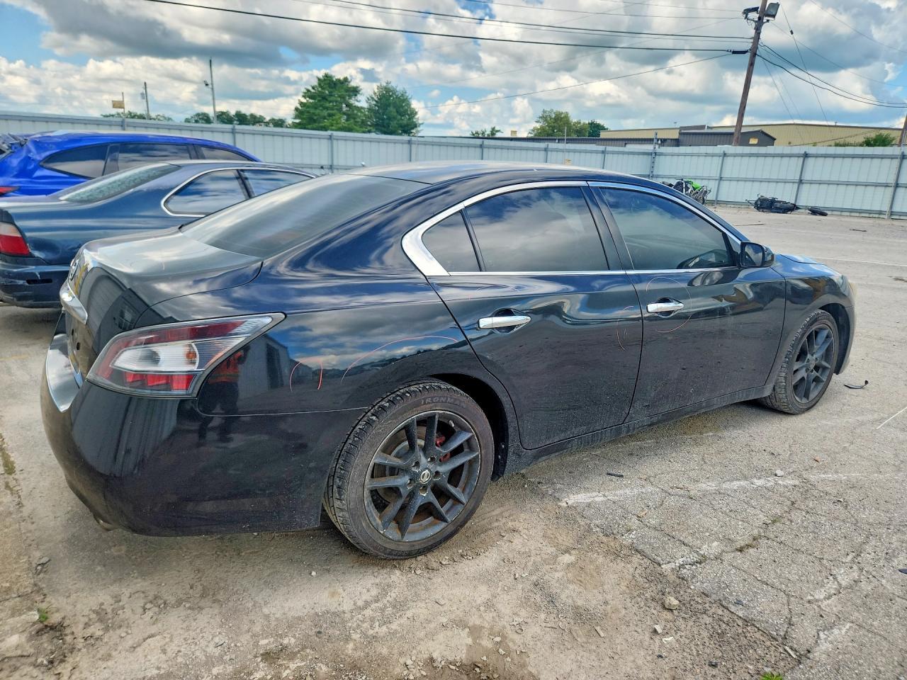 2012 Nissan Maxima 3.5 S - Фото 3